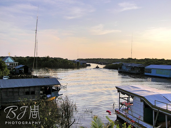 洞里薩湖和「越南浮村」告訴我的事